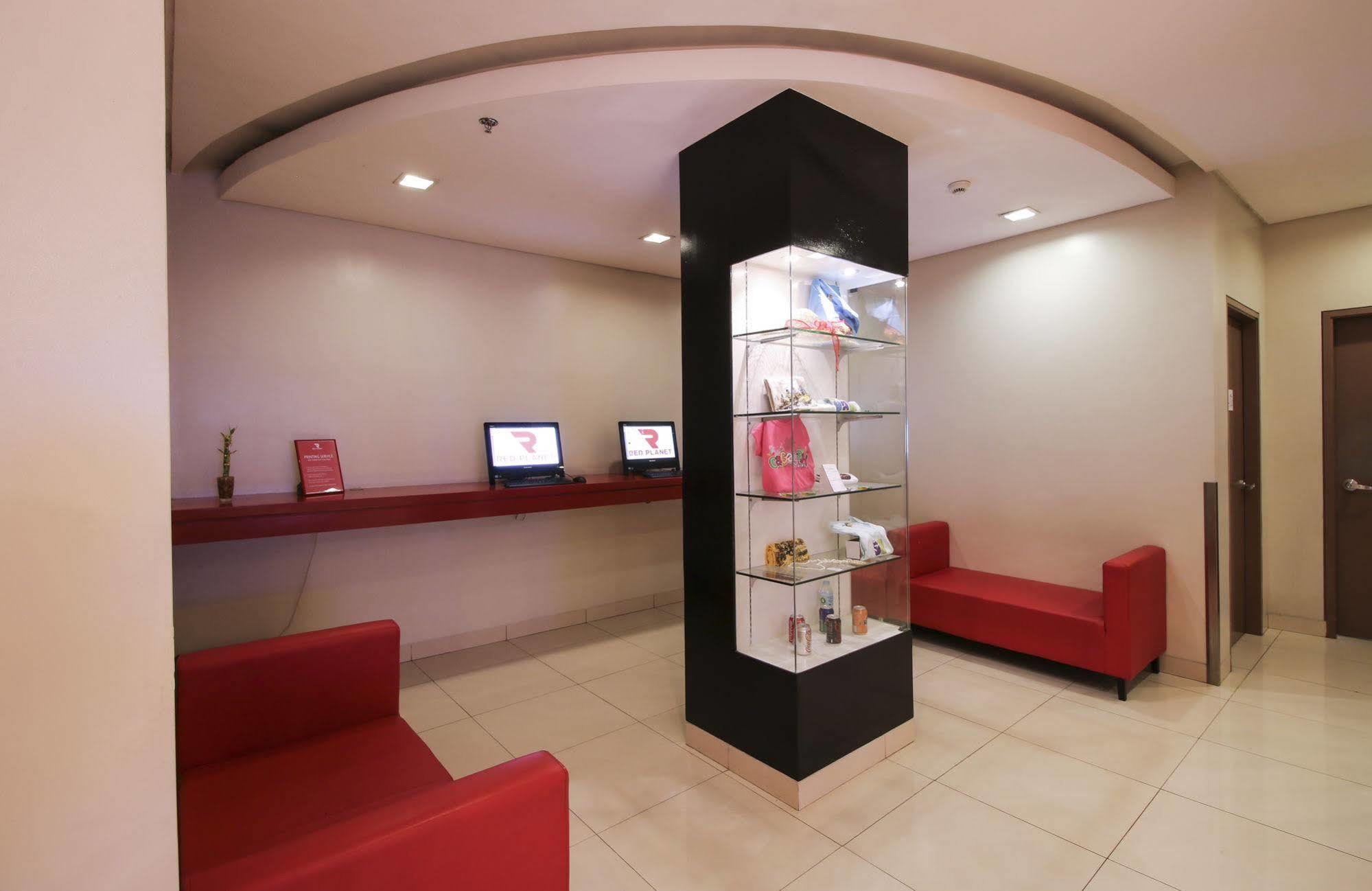 Red Planet Cagayan De Oro Hotel Ngoại thất bức ảnh
